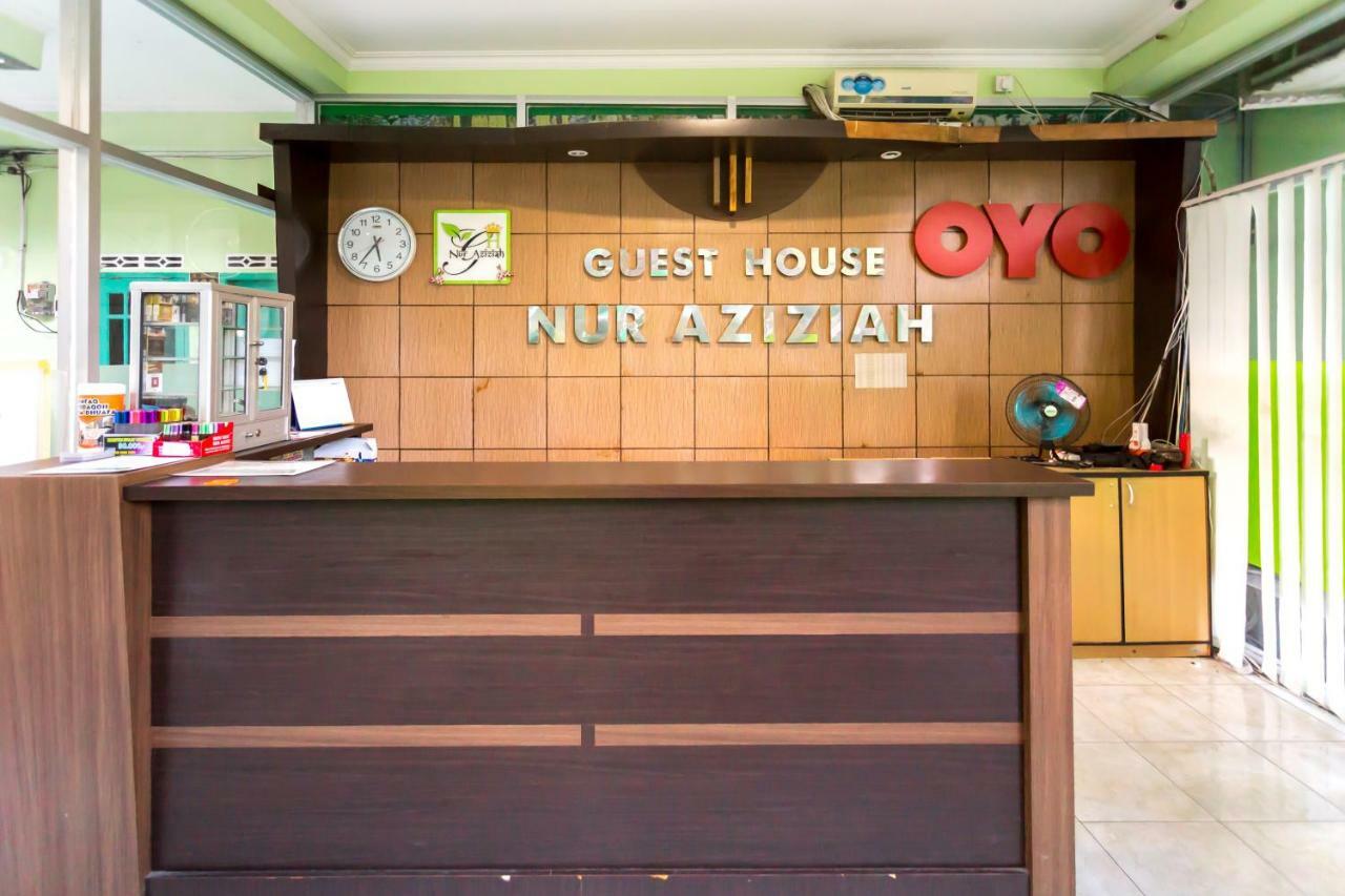 OYO 754 Nur Aziziah Guest House Syariah Balikpapan  Exterior foto